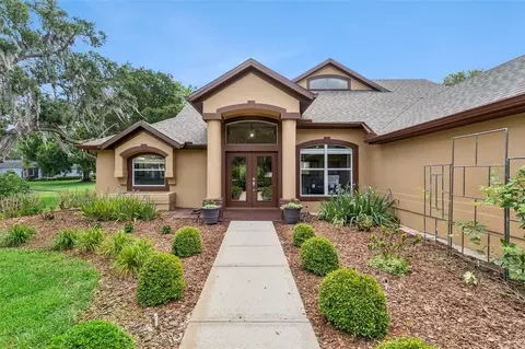 Exterior - 5203 Hammock Pointe Ct, Saint Cloud, FL 34771 photo 5 of 9