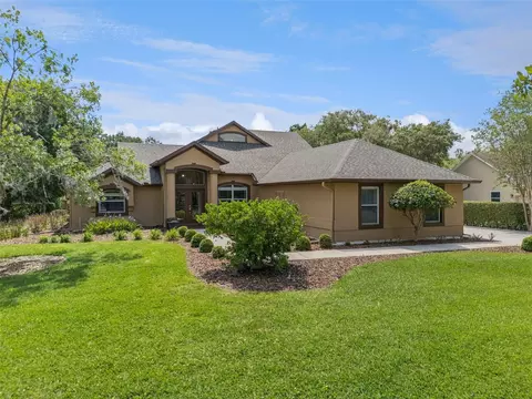 Exterior - 5203 Hammock Pointe Ct, Saint Cloud, FL 34771 photo 3 of 9