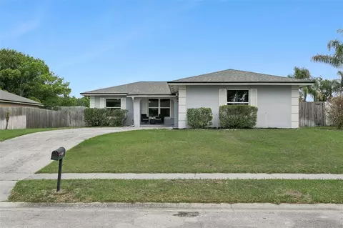 102 N Silver Cluster Ct, Longwood, FL 32750