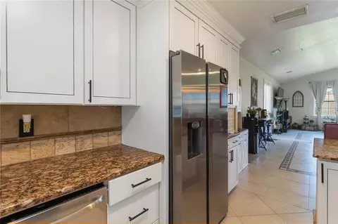Kitchen - 439 Virginia Ave, Saint Cloud, FL 34769 photo 3 of 3