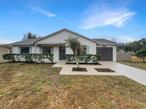 4864 Lake Shore Dr, Saint Cloud, FL 34772
