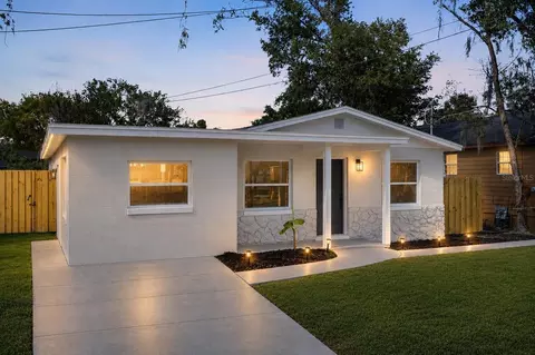 1304 W 16th St, Sanford, FL 32771