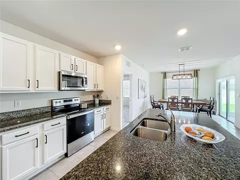 Kitchen - 3974 Mekong Ct, Saint Cloud, FL 34772 photo 3 of 6