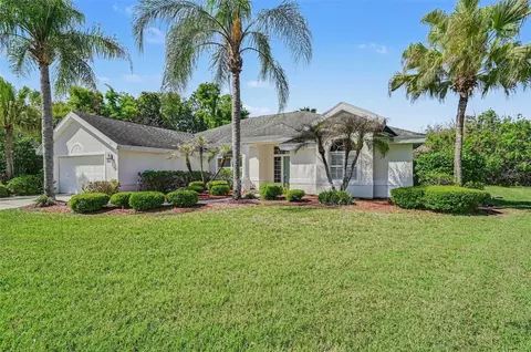 Exterior - 8 Fox Cliff Way, Ormond Beach, FL 32174 photo 4 of 8
