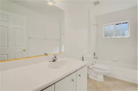 Bath - 8 Fox Cliff Way, Ormond Beach, FL 32174 photo 1 of 3