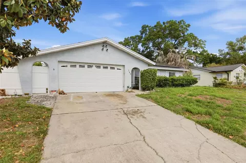 200 Sir Lawrence Dr, Sanford, FL 32773