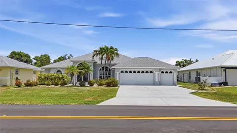 885 Rotonda Cir, Rotonda West, FL 33947