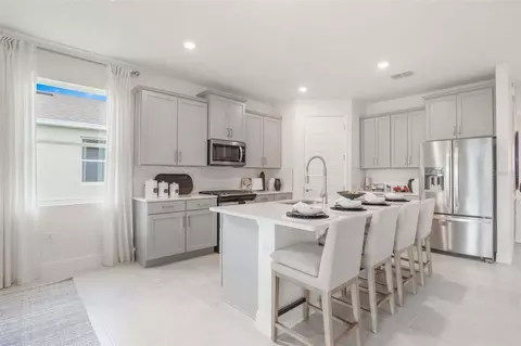 Kitchen - 3952 Kennebunk Loop, Mount Dora, FL 32757 photo 2 of 7
