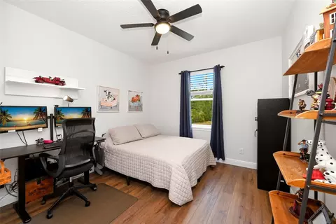 Bedroom - 6990 Buckhorn Trl, Saint Cloud, FL 34771 photo 3 of 4