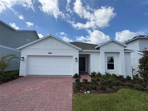 27468 Black Kite Ave, Howey In The Hills, FL 34737