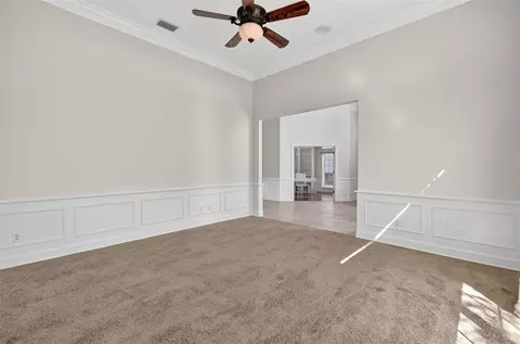 Living - 1741 Edgewater Dr, Mount Dora, FL 32757 photo 2 of 8
