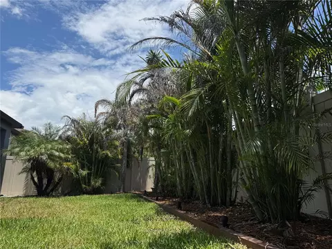Exterior - 10401 Malvasia Ave, Riverview, FL 33578 photo 6 of 8
