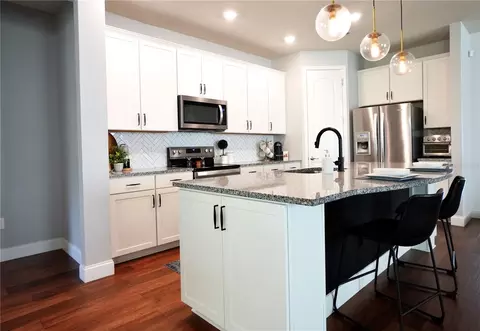 Kitchen - 10401 Malvasia Ave, Riverview, FL 33578 photo 6 of 6
