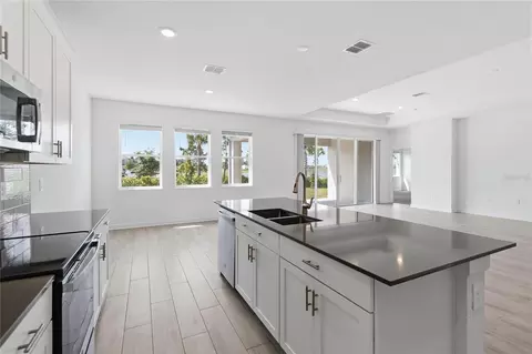 Kitchen - 3000 Ella Way, Saint Cloud, FL 34771 photo 4 of 5