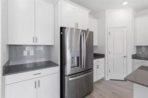 Kitchen - 3000 Ella Way, Saint Cloud, FL 34771 photo 5 of 5
