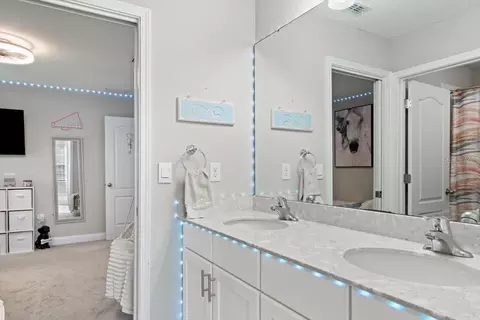 Bath - 105 Gypsum Pl, Saint Augustine, FL 32086 photo 3 of 4