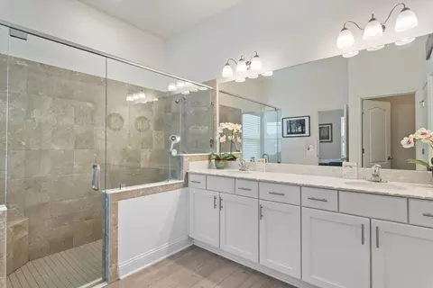 Bath - 105 Gypsum Pl, Saint Augustine, FL 32086 photo 1 of 4
