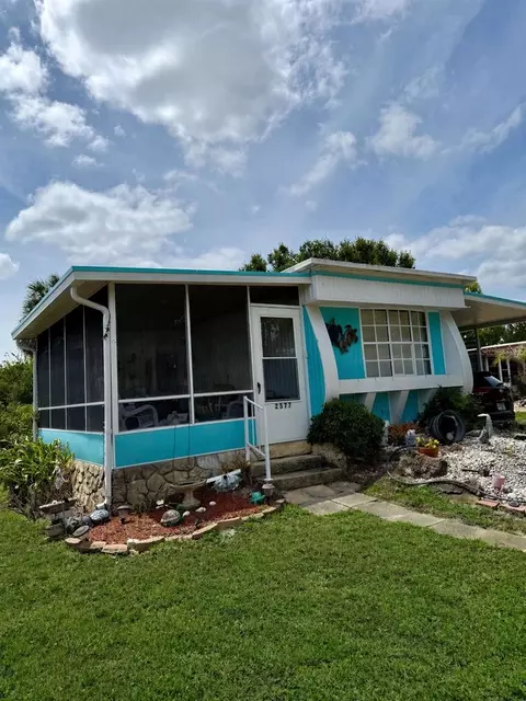 2577 Brookside Cir, Mount Dora, FL 32757