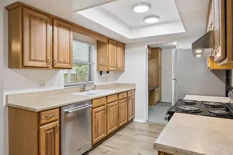 Kitchen - 706 Vandergrift Dr, Ocoee, FL 34761 photo 1 of 4