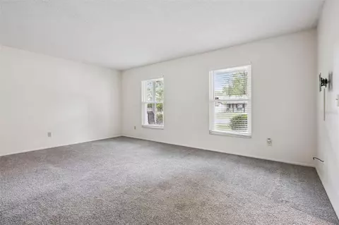Living - 706 Vandergrift Dr, Ocoee, FL 34761 photo 6 of 6