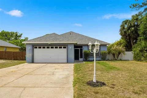 35937 Dawn Dr, Leesburg, FL 34788