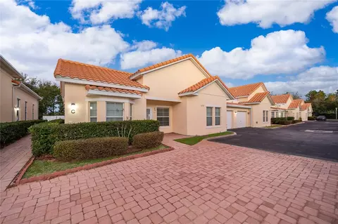 1075 David Walker Dr #C-1, Tavares, FL 32778
