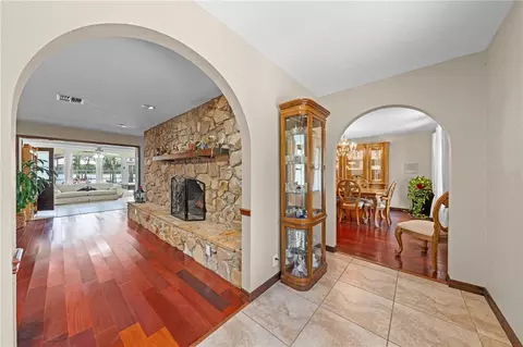Entry Way - 6770 Bay Shore Dr, Saint Cloud, FL 34771 photo 2 of 6