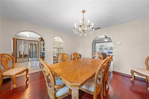 Dining - 6770 Bay Shore Dr, Saint Cloud, FL 34771 photo 6 of 6