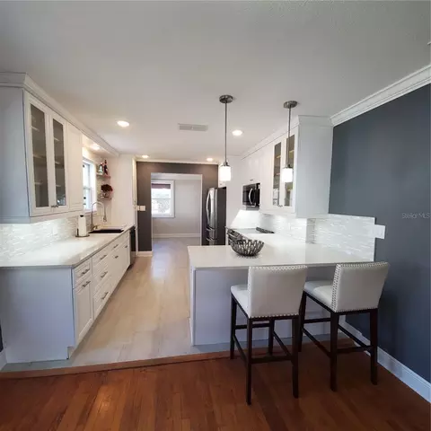 Kitchen - 421 E Kaley St, Orlando, FL 32806 photo 2 of 8