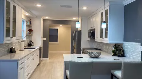 Kitchen - 421 E Kaley St, Orlando, FL 32806 photo 3 of 8