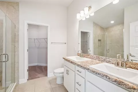 Bath - 4588 SE 25th Loop, Ocala, FL 34480 photo 1 of 2