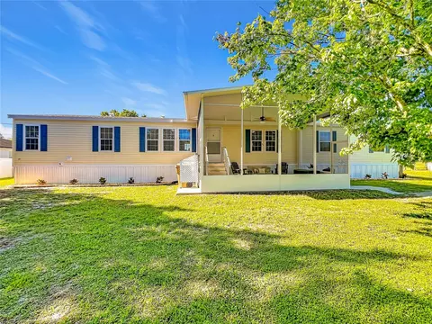 9040 Mercury Dr, Saint Cloud, FL 34773