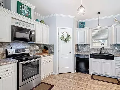 102 Ash St, Edgewater, FL 32141 photo 8