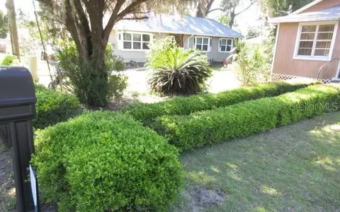 Exterior - 814 NW 2nd St, Ocala, FL 34475 photo 2 of 9