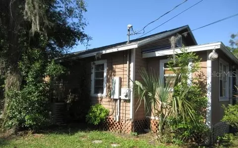 Exterior - 814 NW 2nd St, Ocala, FL 34475 photo 7 of 9