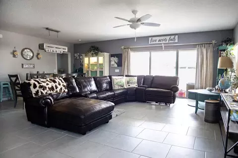 Living - 5400 Ardmore Loop, Saint Cloud, FL 34771 photo 2 of 3