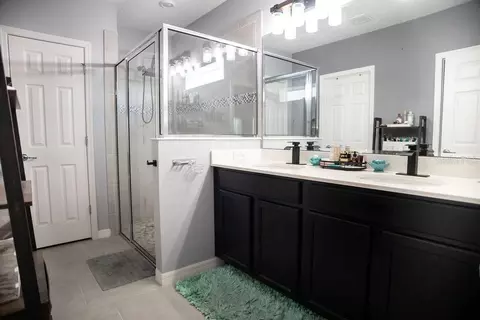 Bath - 5400 Ardmore Loop, Saint Cloud, FL 34771 photo 1 of 2