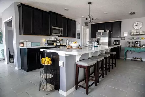 Kitchen - 5400 Ardmore Loop, Saint Cloud, FL 34771 photo 1 of 2