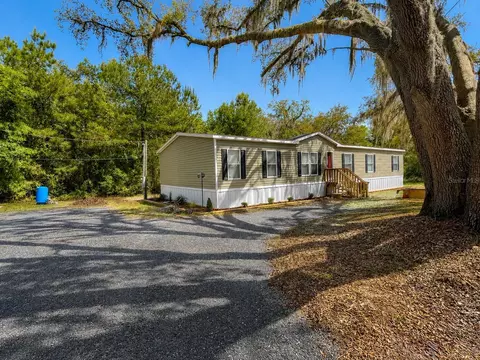 276 NW Battle Hill Ln, Lake City, FL 32055