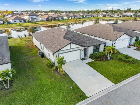 16033 Beachberry Dr, North Fort Myers, FL 33917