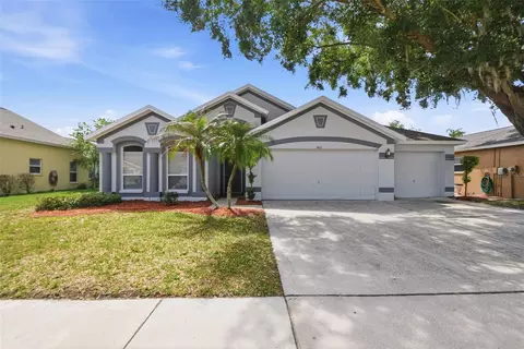 1452 Baythorn Dr, Wesley Chapel, FL 33543
