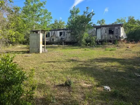 20940 SE 141st Ln, Umatilla, FL 32784