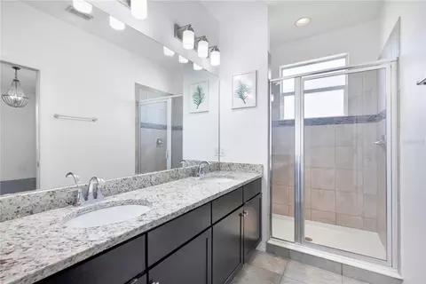 Bath - 2483 Viterbo Way, Ocoee, FL 34761 photo 2 of 4