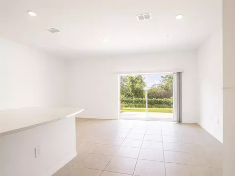 Living - 5140 Quakers Pl, Saint Cloud, FL 34769 photo 2 of 2