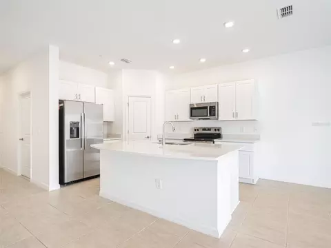 Kitchen - 5140 Quakers Pl, Saint Cloud, FL 34769 photo 3 of 7