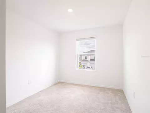 Bedroom - 5140 Quakers Pl, Saint Cloud, FL 34769 photo 2 of 3