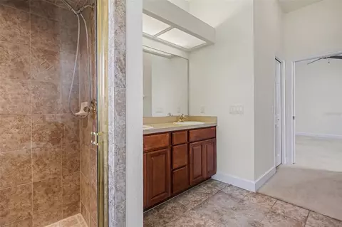 Bath - 314 Terranova Blvd, Winter Haven, FL 33884 photo 2 of 4