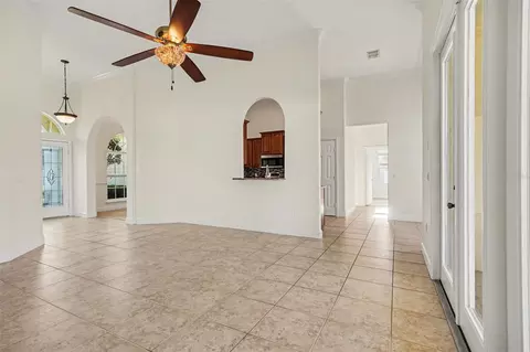 Living - 314 Terranova Blvd, Winter Haven, FL 33884 photo 3 of 4