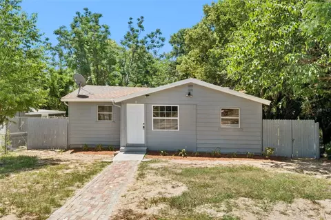 8 W Ella J Gilmore St, Apopka, FL 32703