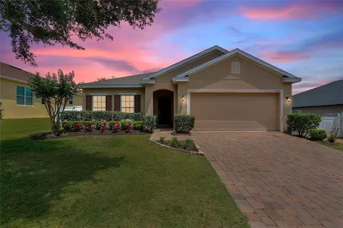 9886 Lenox St, Clermont, FL 34711